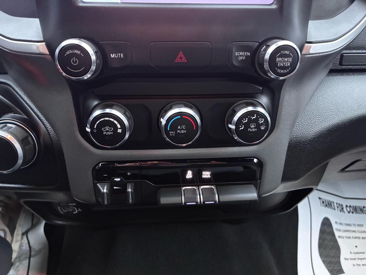 RAM 2500 Tradesman Crew Cab SWB 4WD 2024