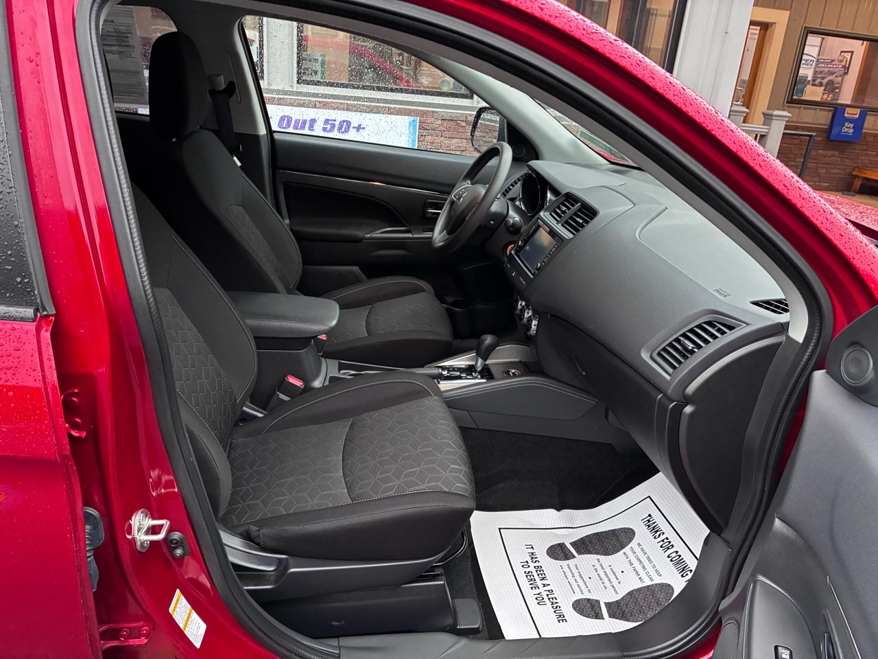 Mitsubishi Outlander Sport 2.0 ES 4WD 2025