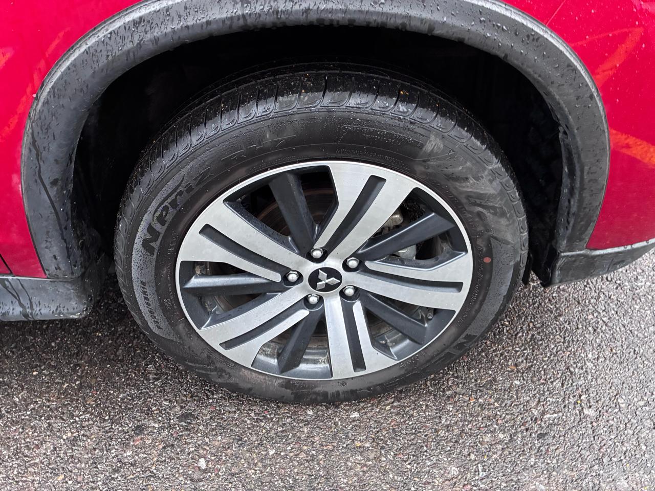 Mitsubishi Outlander Sport 2.0 ES 4WD 2025