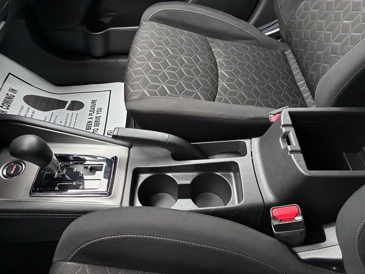 Mitsubishi Outlander Sport 2.0 ES 4WD 2025