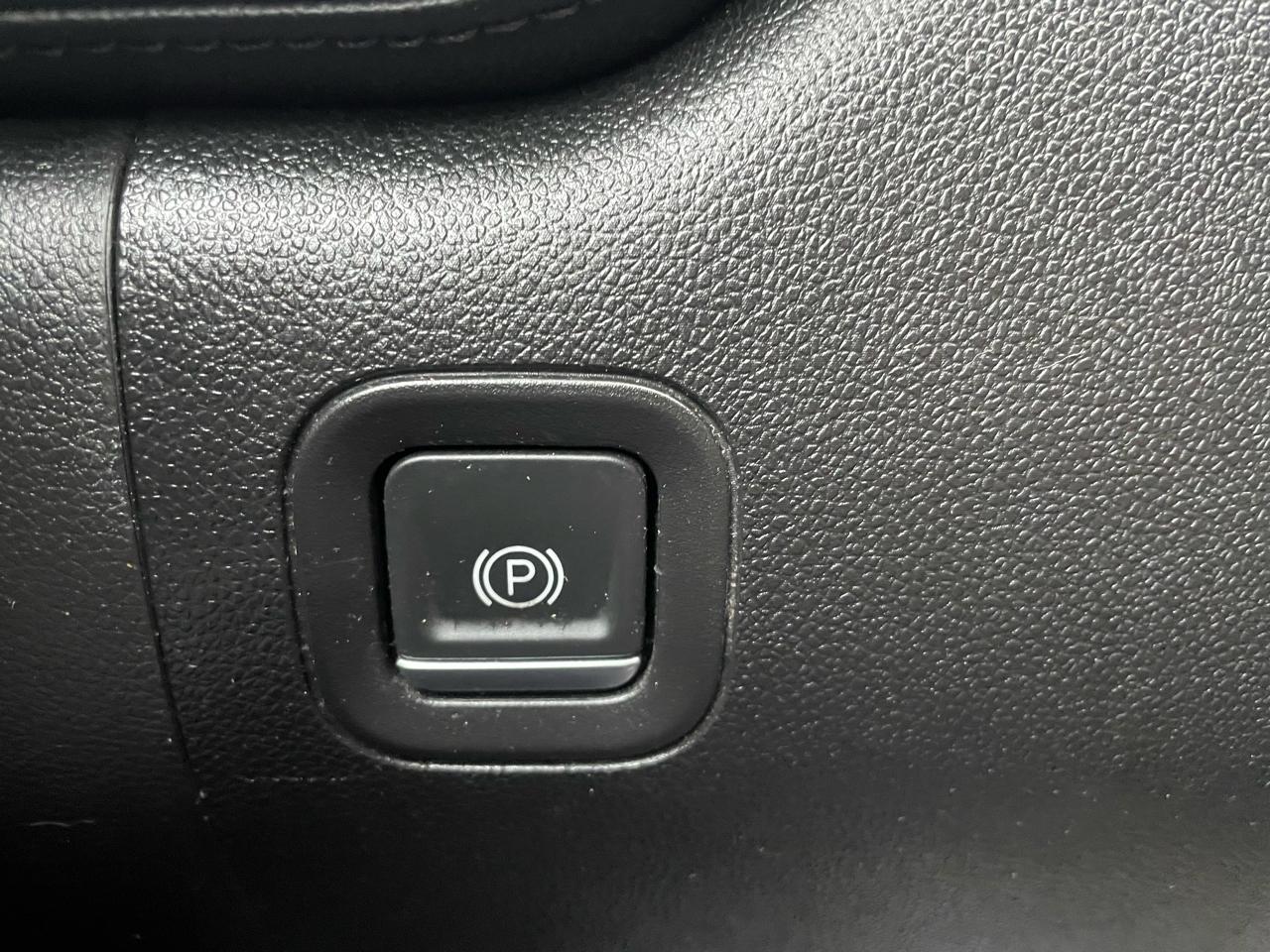 GMC Sierra 1500 SLE Double Cab 4WD 2019