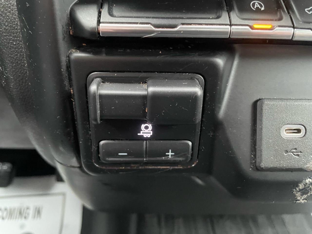 GMC Sierra 1500 SLE Double Cab 4WD 2019