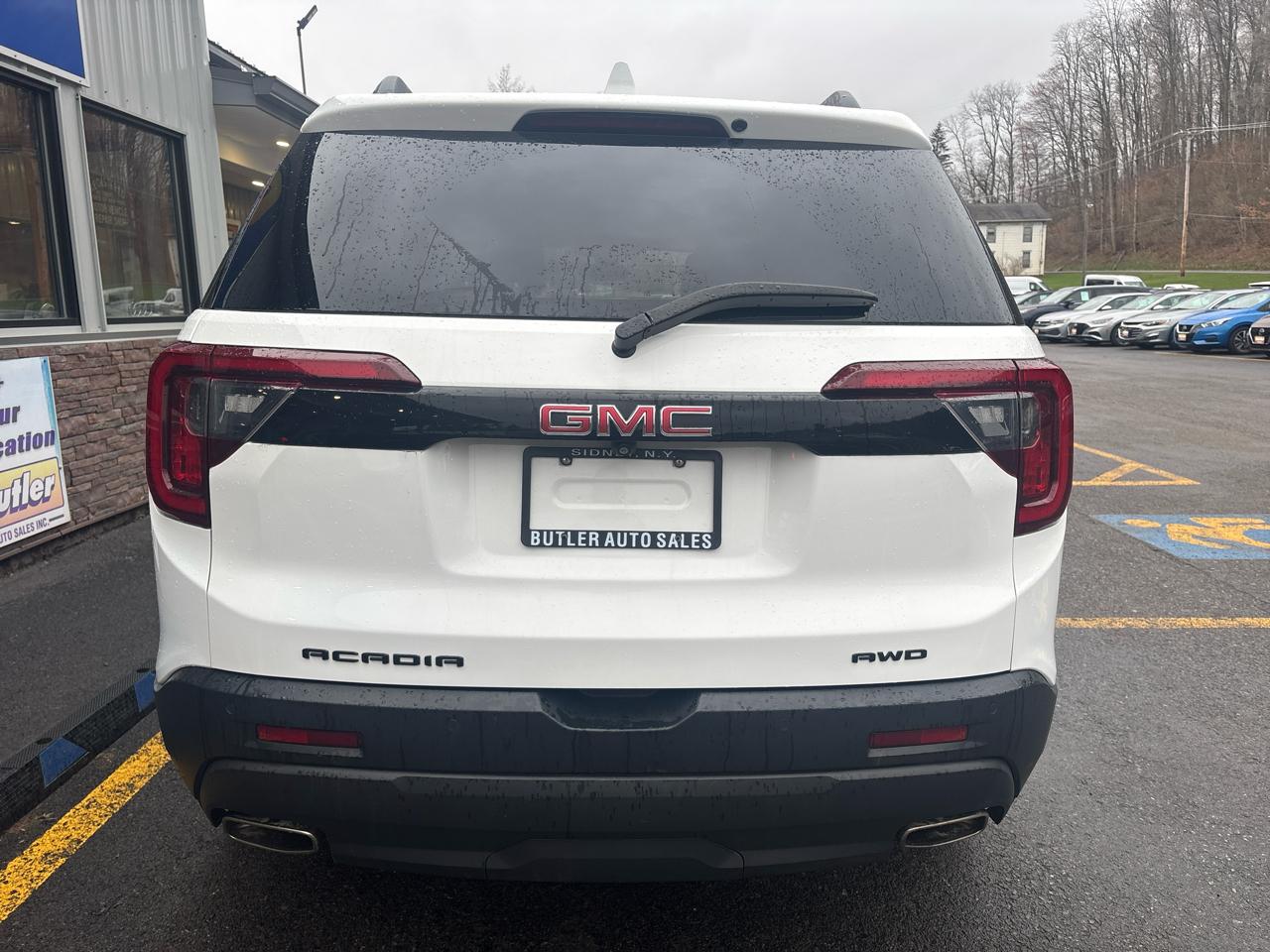 GMC Acadia AWD 4dr SLT 2022