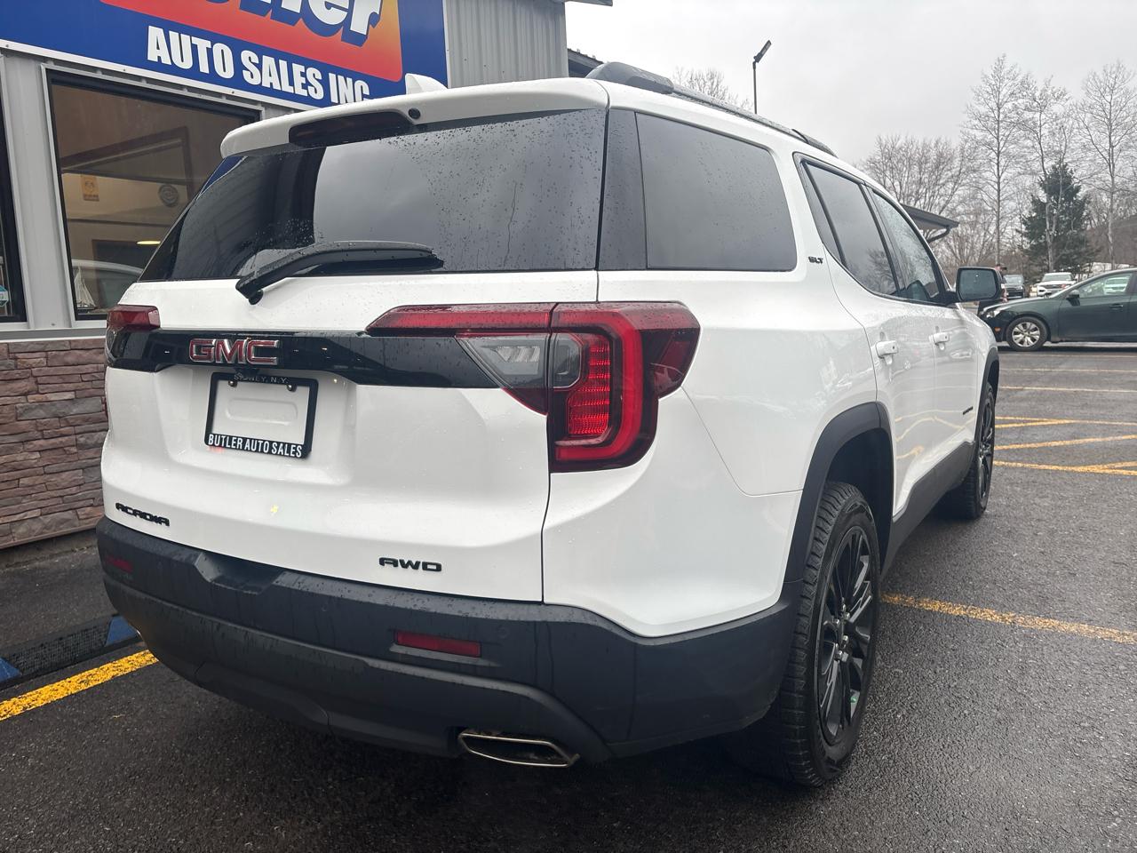 GMC Acadia AWD 4dr SLT 2022