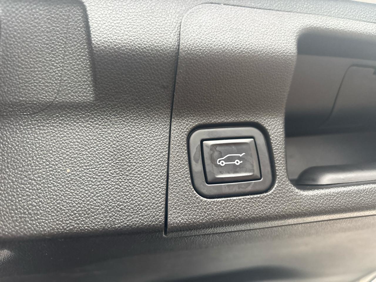 GMC Acadia AWD 4dr SLT 2022