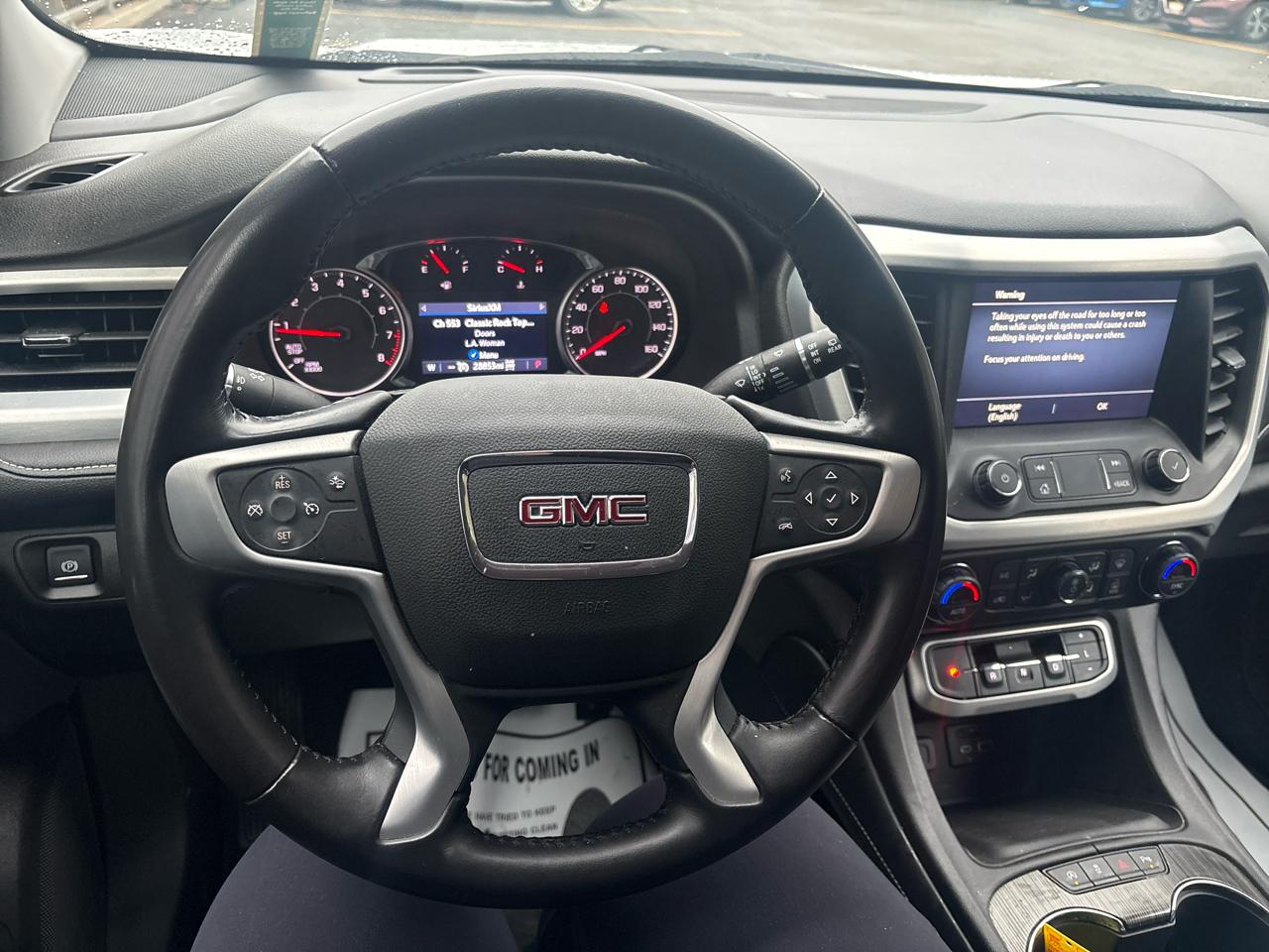 GMC Acadia AWD 4dr SLT 2022