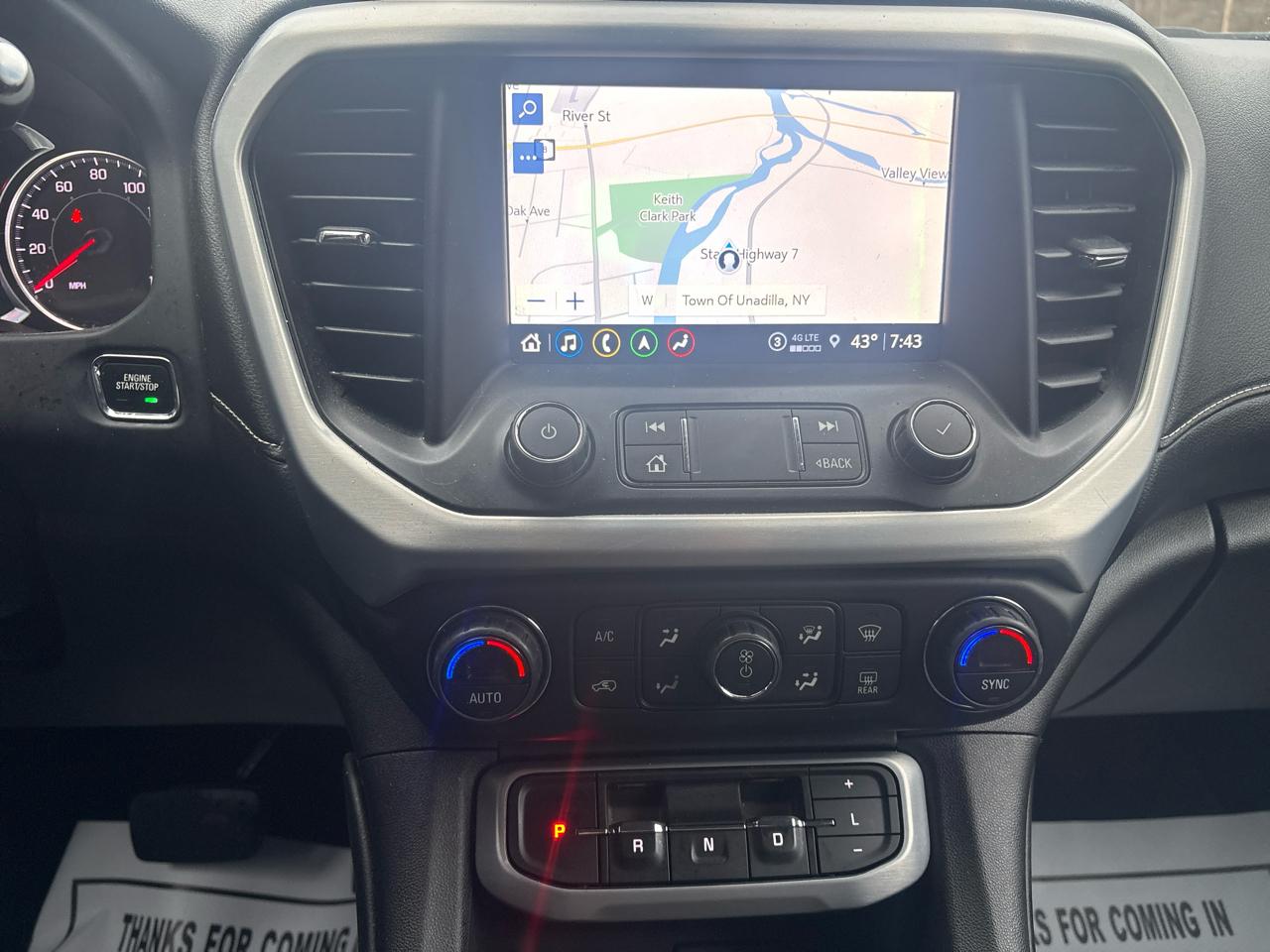 GMC Acadia AWD 4dr SLT 2022