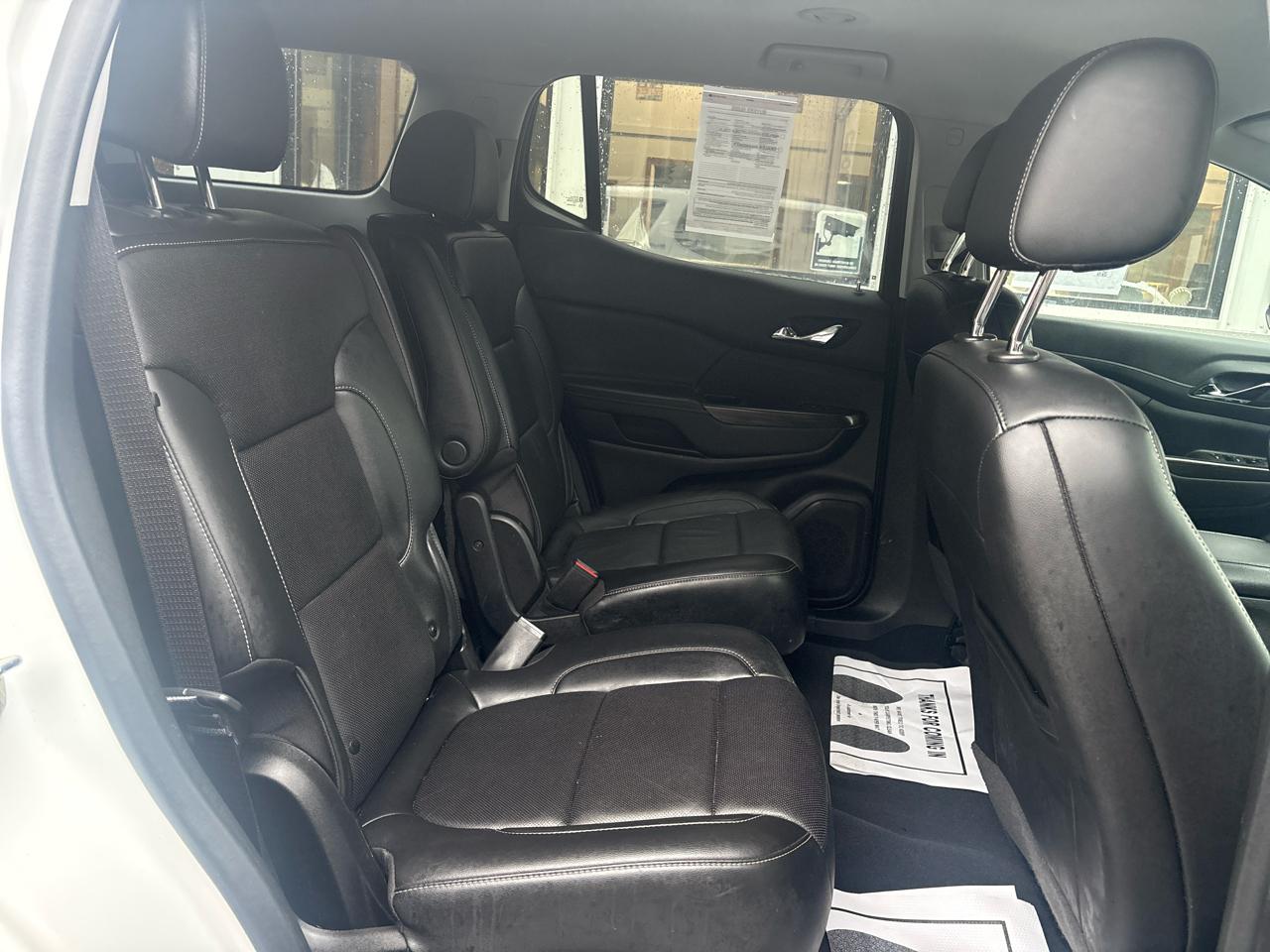 GMC Acadia AWD 4dr SLT 2022