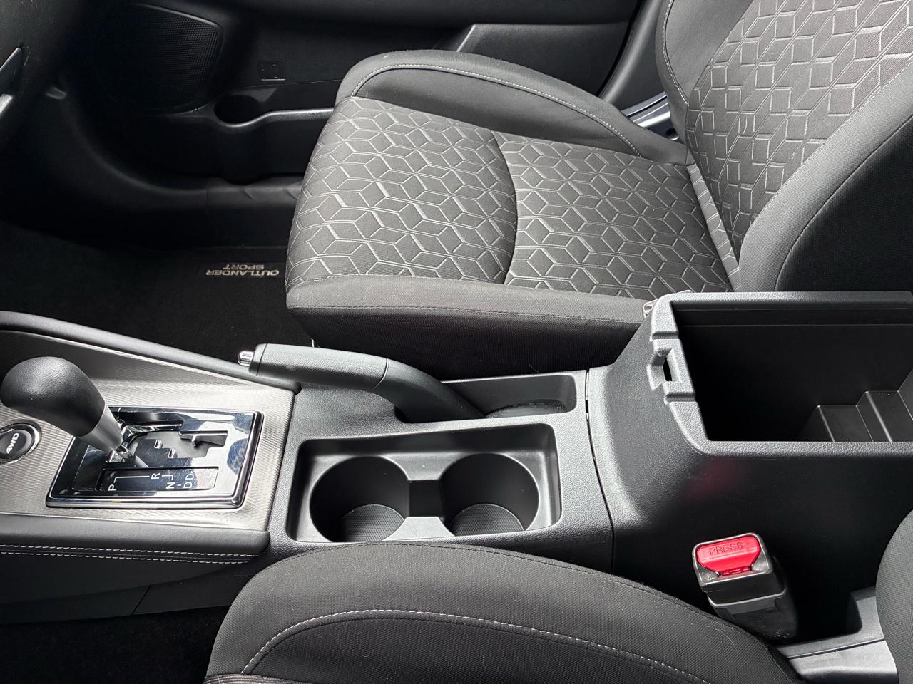 Mitsubishi Outlander Sport 2.0 ES 4WD 2025