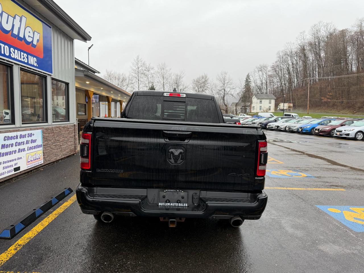 RAM 1500 Laramie Crew Cab SWB 4WD 2022