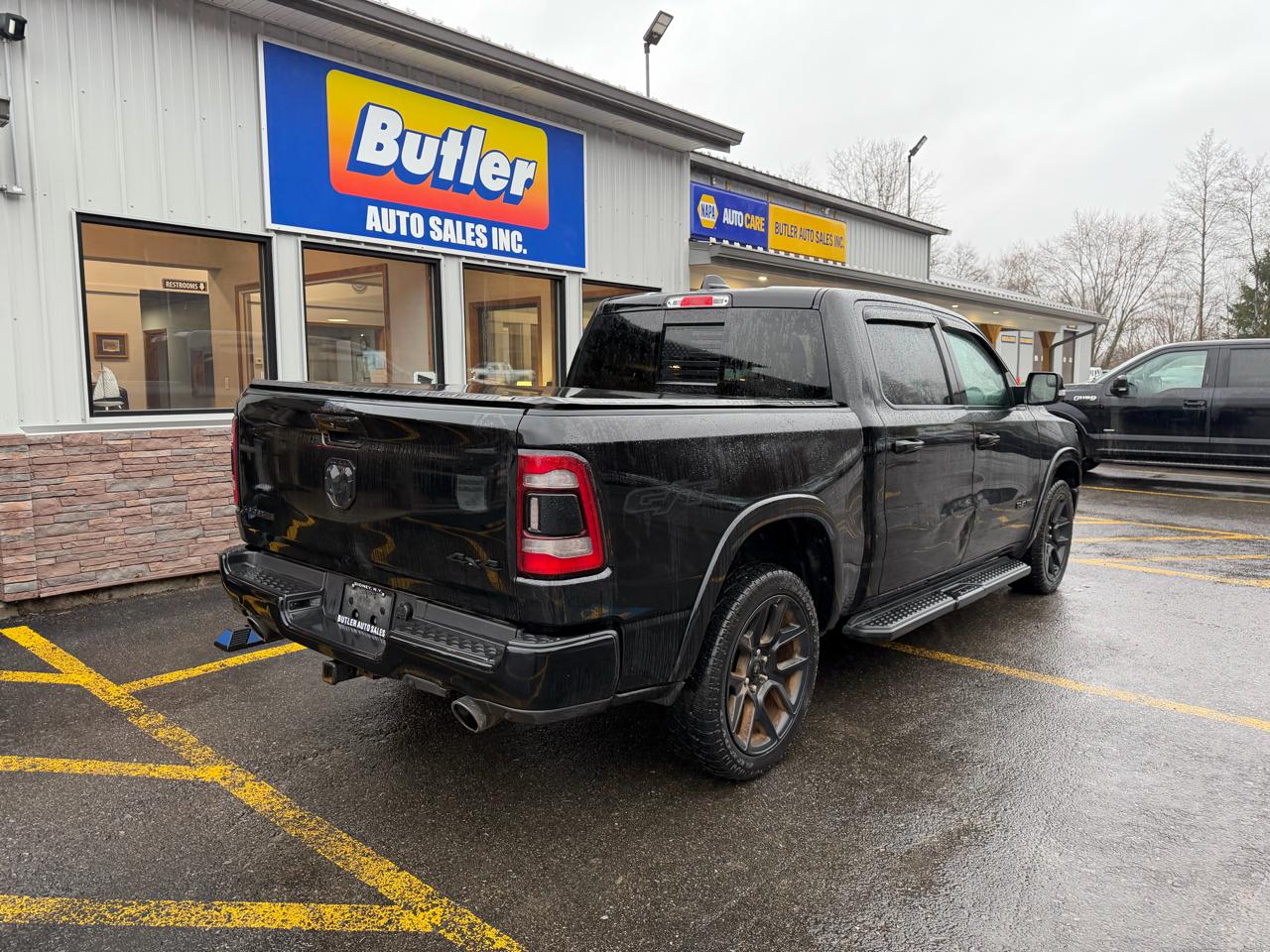 RAM 1500 Laramie Crew Cab SWB 4WD 2022