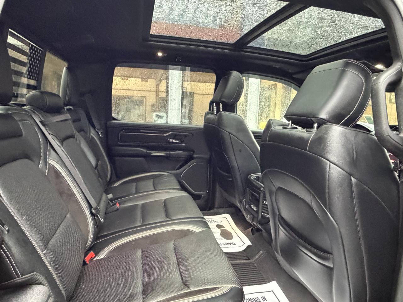 RAM 1500 Laramie Crew Cab SWB 4WD 2022