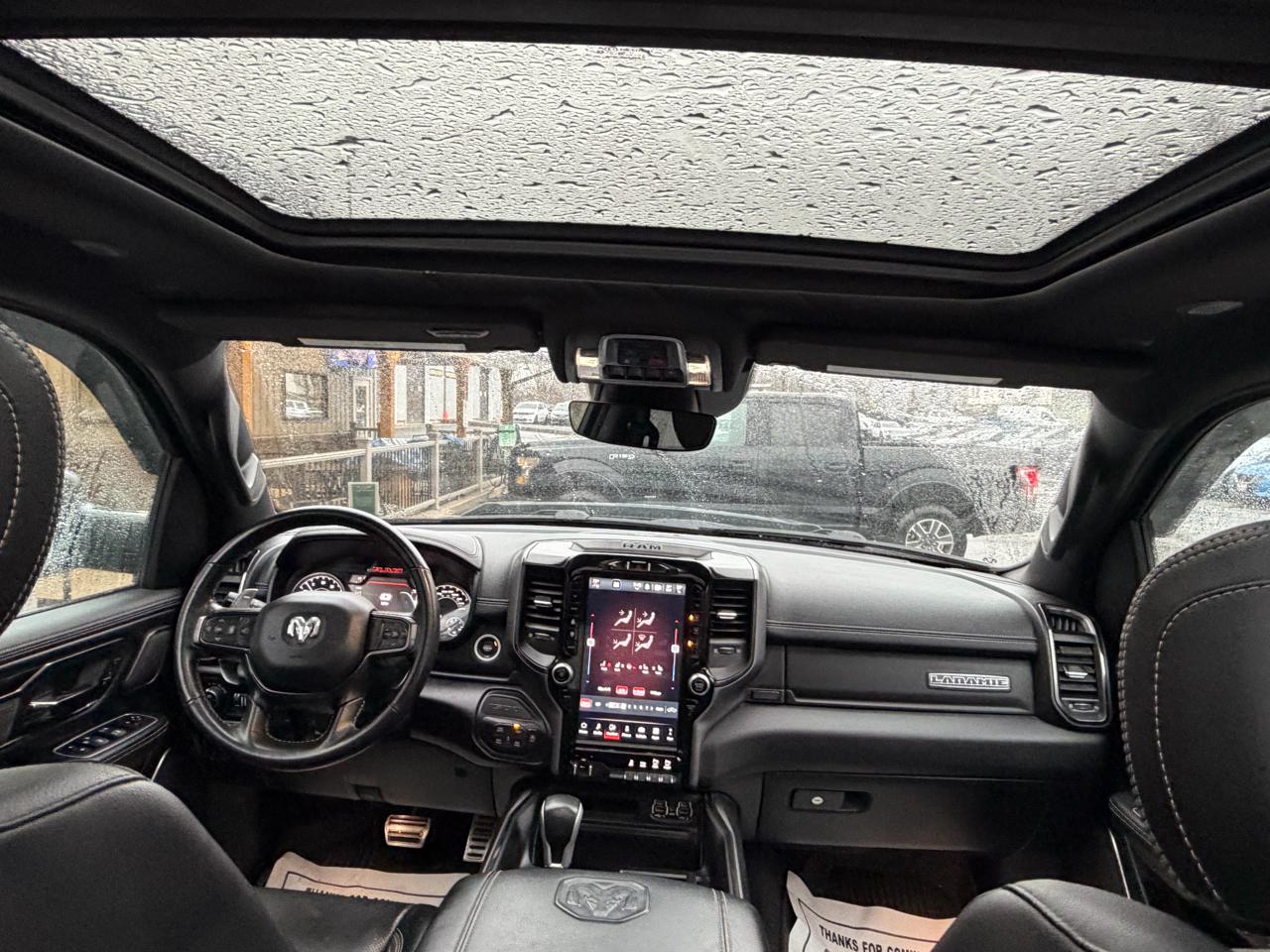 RAM 1500 Laramie Crew Cab SWB 4WD 2022