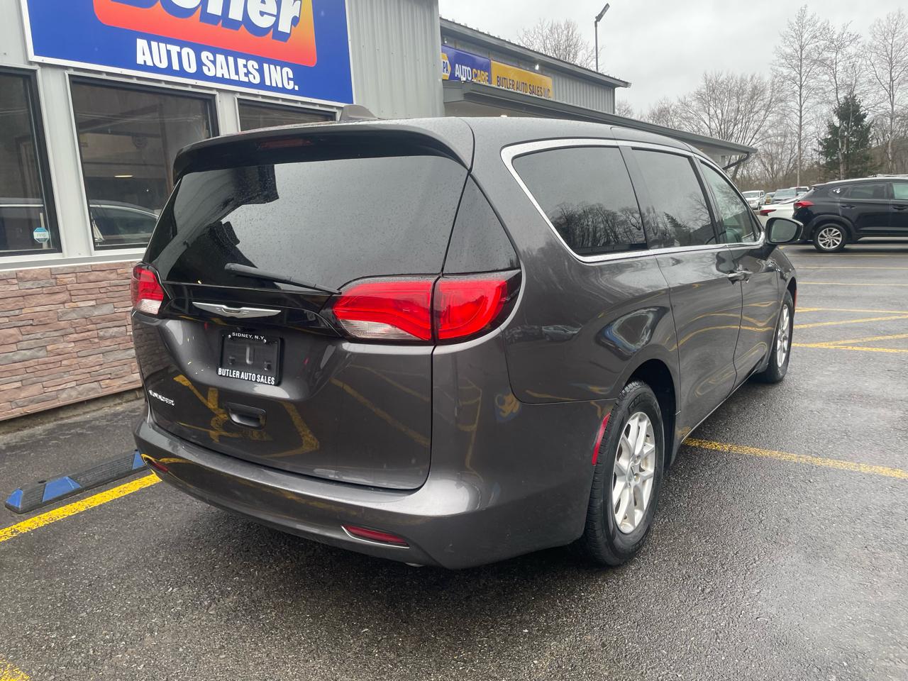 Chrysler Voyager LX 2022