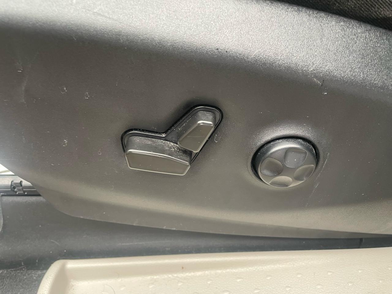 Chrysler Voyager LX 2022