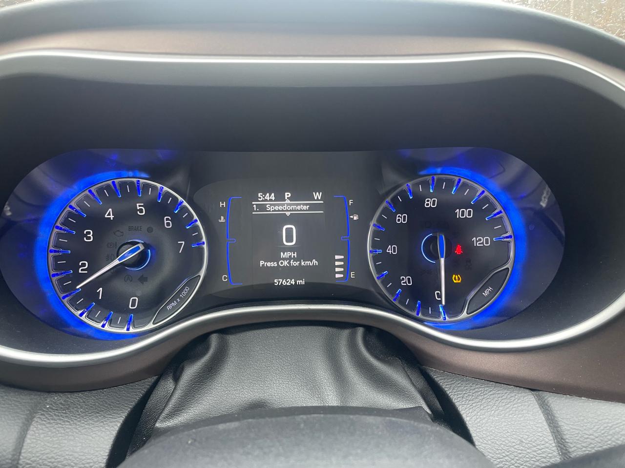 Chrysler Voyager LX 2022