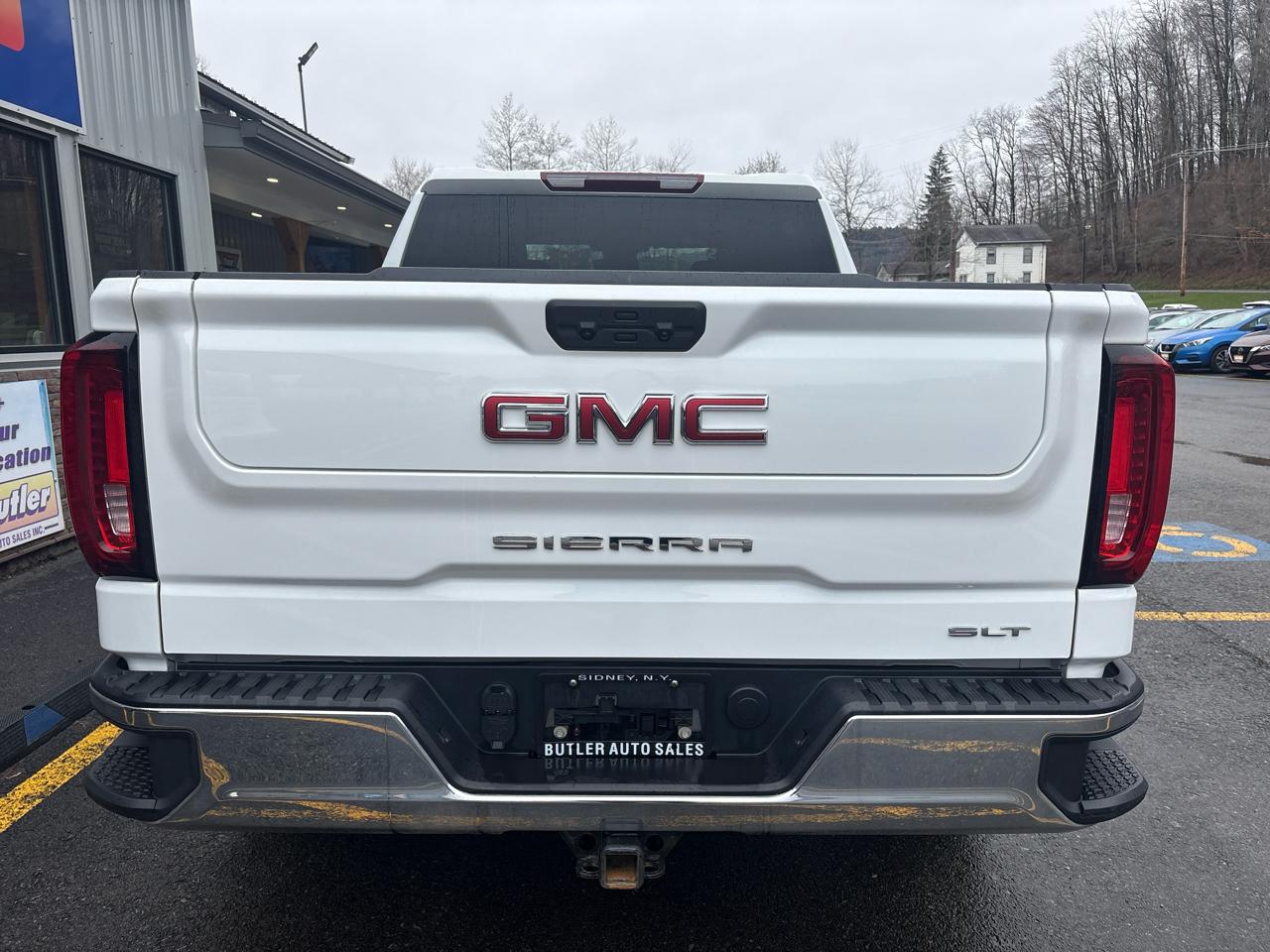 GMC Sierra 1500 SLT Crew Cab 4WD 2025