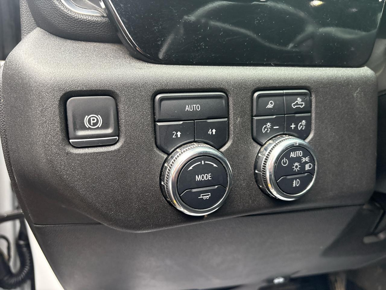 GMC Sierra 1500 SLT Crew Cab 4WD 2025