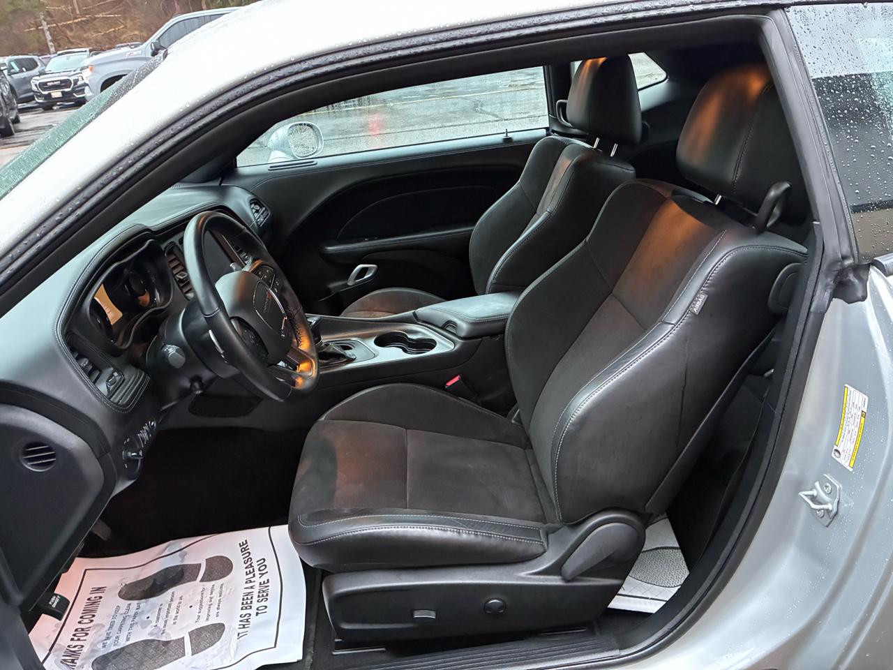 Dodge Challenger GT AWD 2023