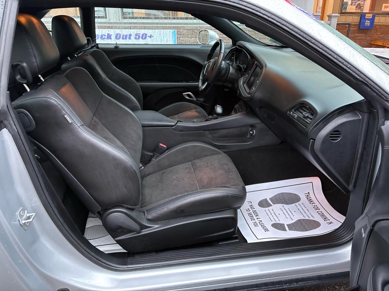 Dodge Challenger GT AWD 2023