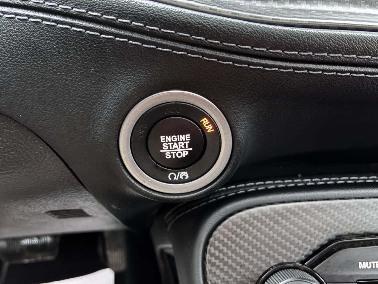 Dodge Challenger GT AWD 2023