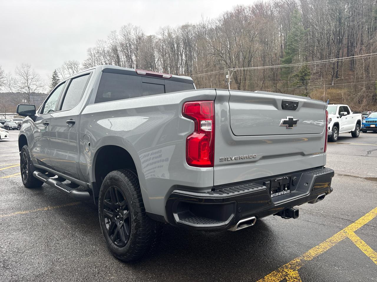 Chevrolet Silverado 1500 Trail Boss LT Crew Cab 4WD 2024