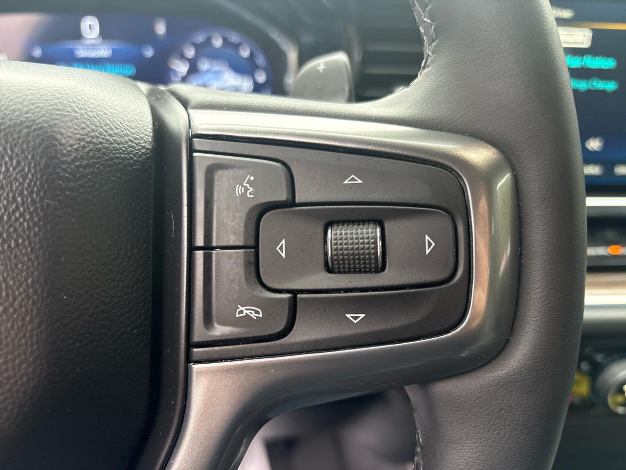 Chevrolet Silverado 1500 Trail Boss LT Crew Cab 4WD 2024