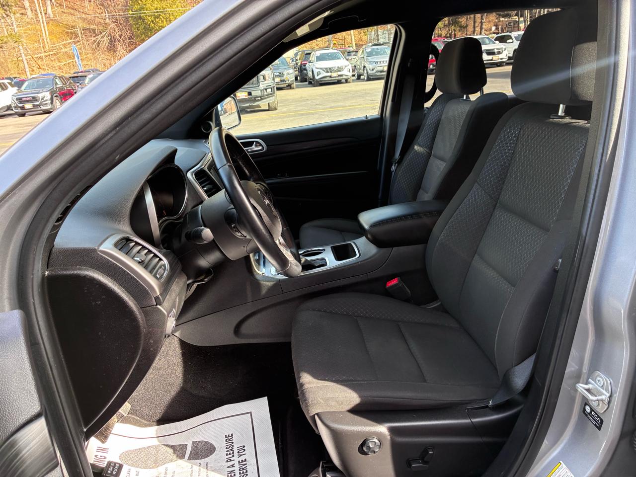 Jeep Grand Cherokee Laredo E 4WD 2021