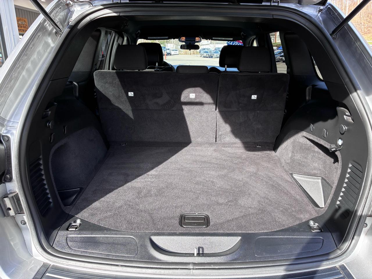 Jeep Grand Cherokee Laredo E 4WD 2021