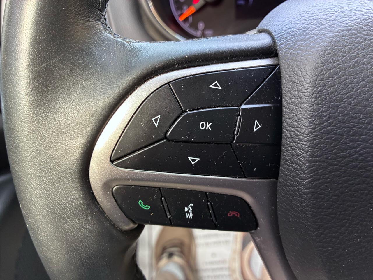 Jeep Grand Cherokee Laredo E 4WD 2021