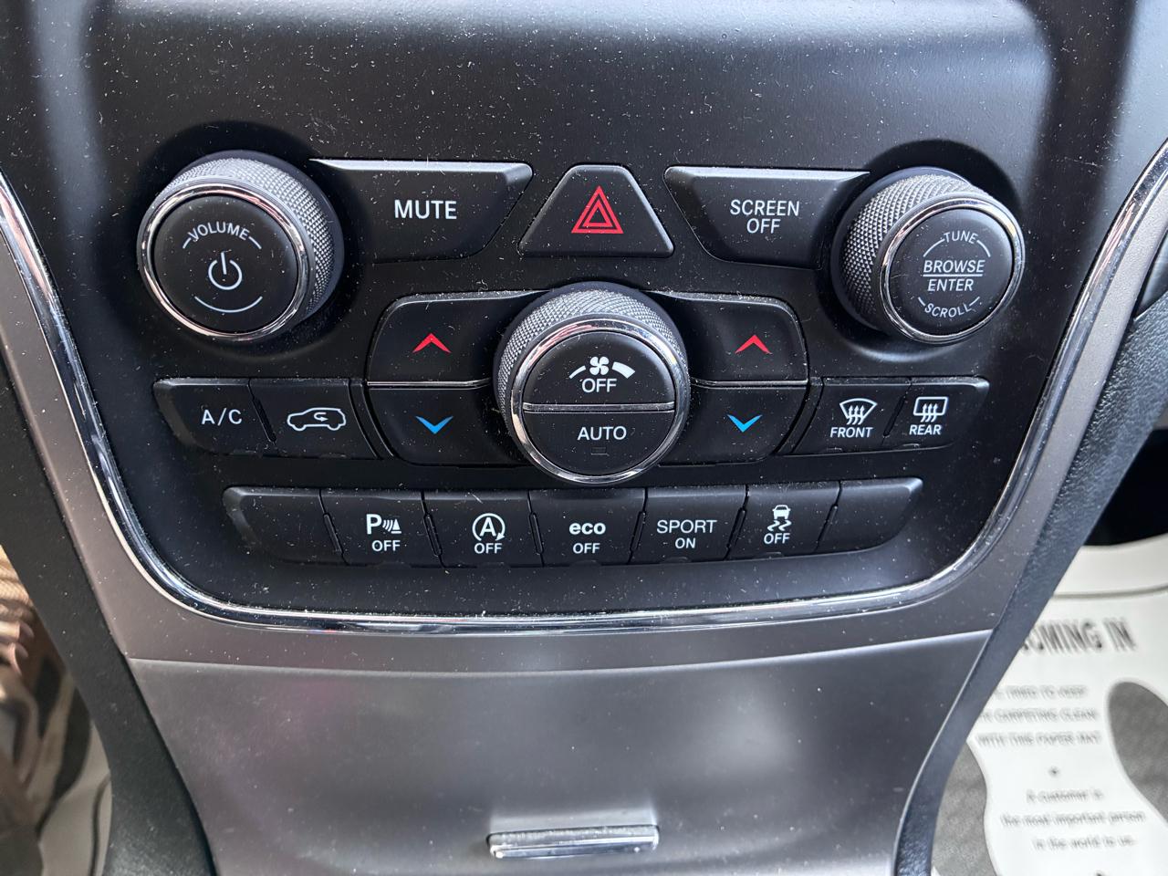 Jeep Grand Cherokee Laredo E 4WD 2021