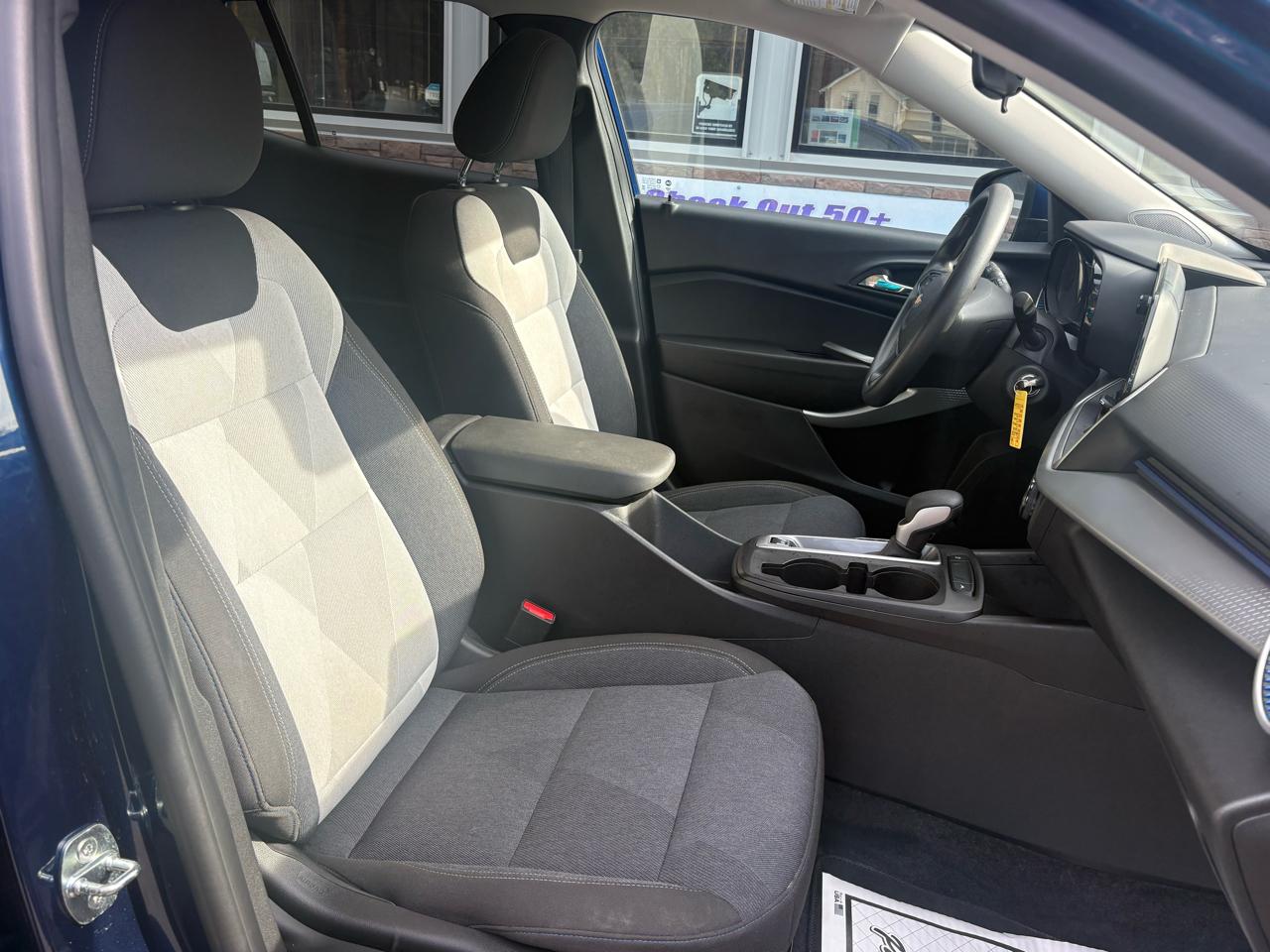 Chevrolet Trax LS 2024