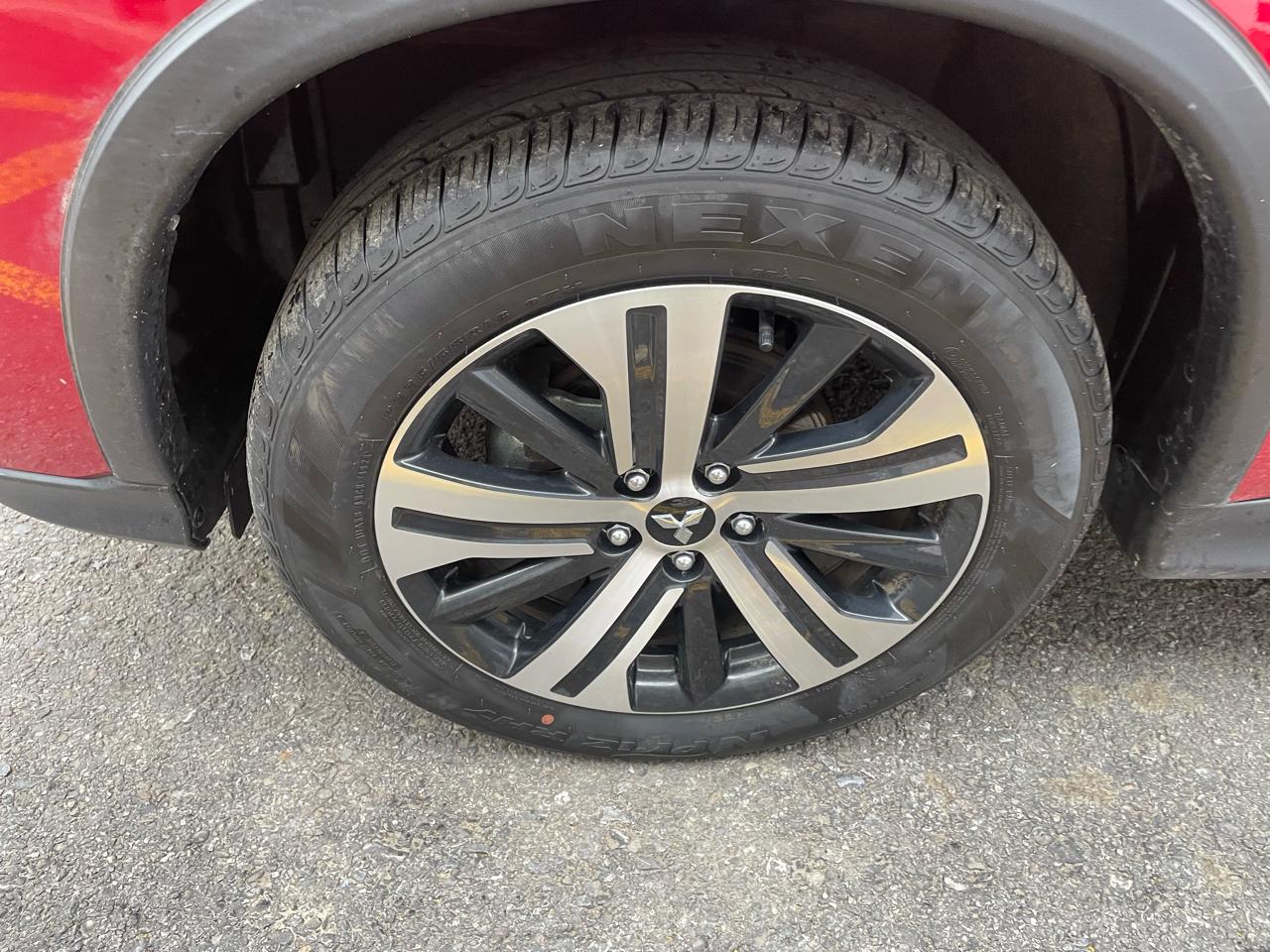 Mitsubishi Outlander Sport 2.0 ES 4WD 2025