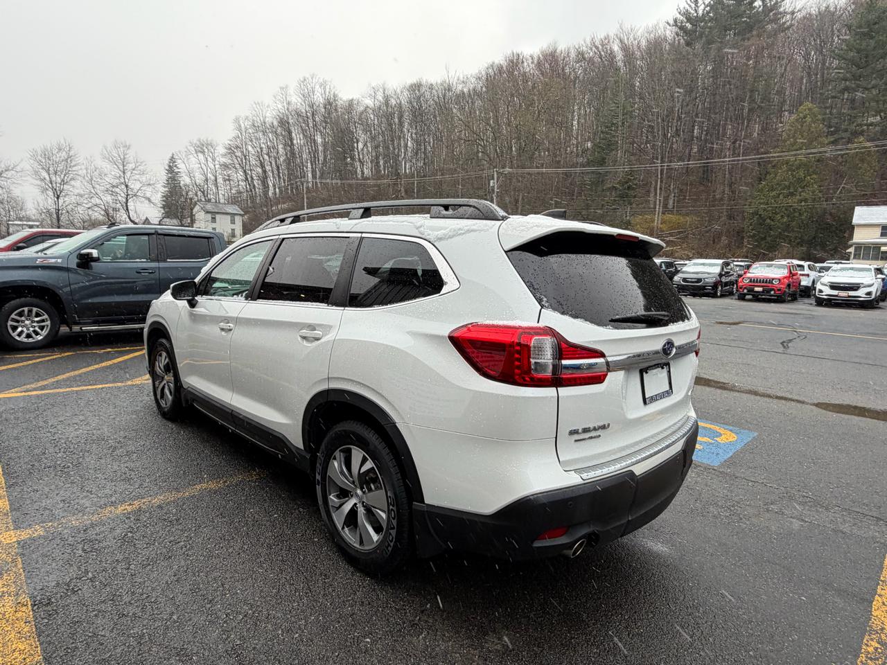 Subaru Ascent Premium 2022