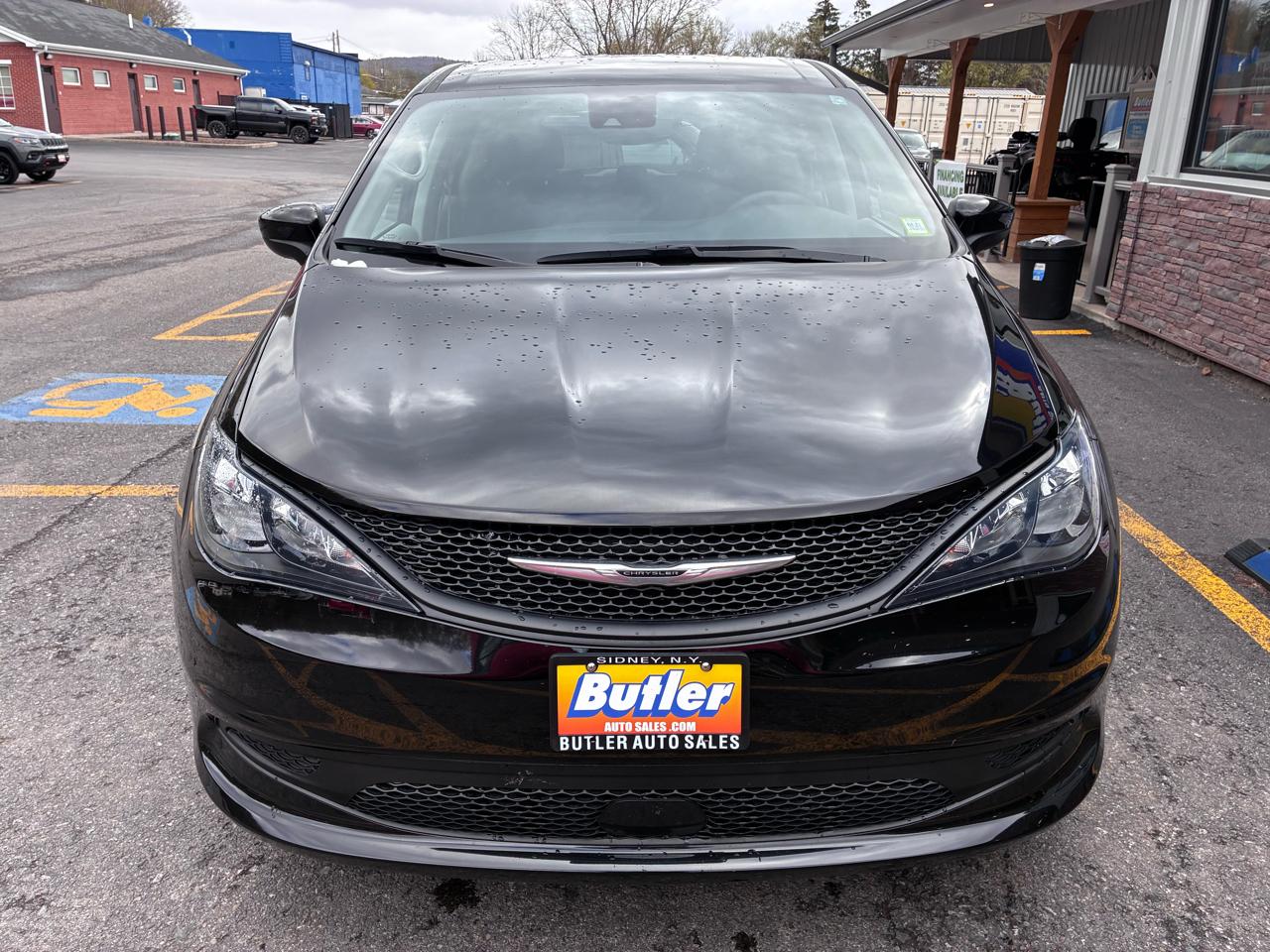 Chrysler Voyager LX 2024