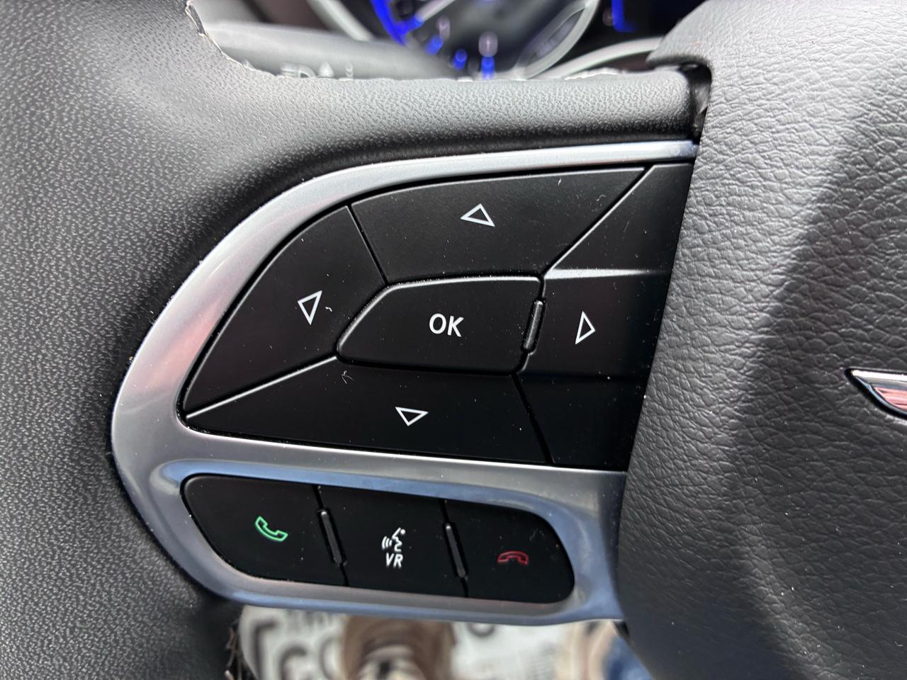 Chrysler Voyager LX 2024