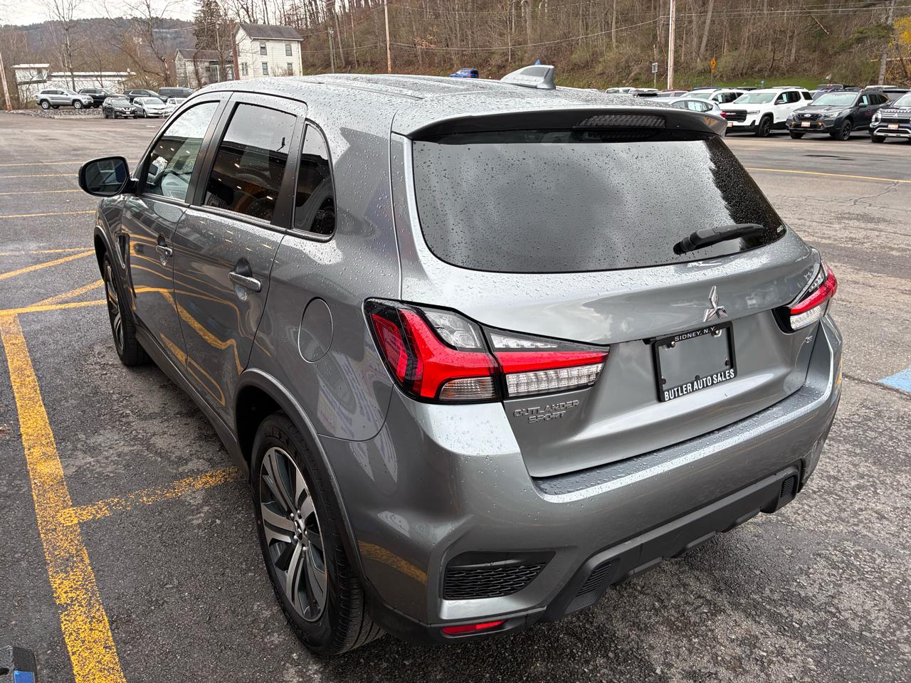 Mitsubishi Outlander Sport 2.0 ES 4WD 2024