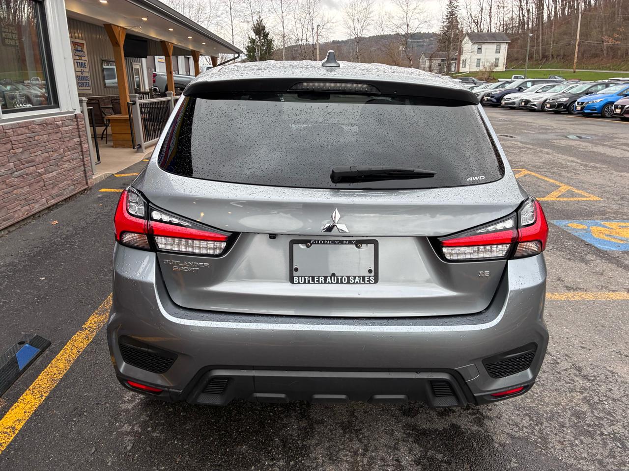 Mitsubishi Outlander Sport 2.0 ES 4WD 2024