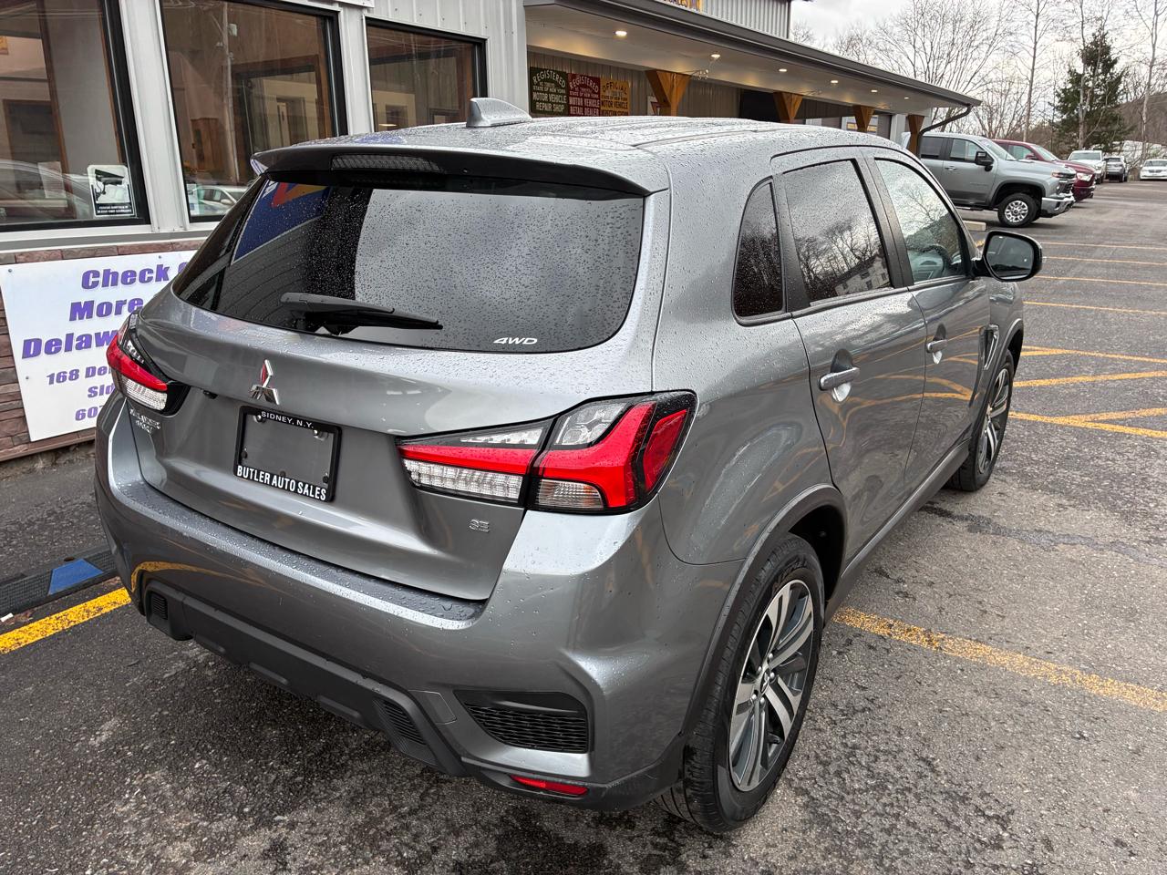 Mitsubishi Outlander Sport 2.0 ES 4WD 2024