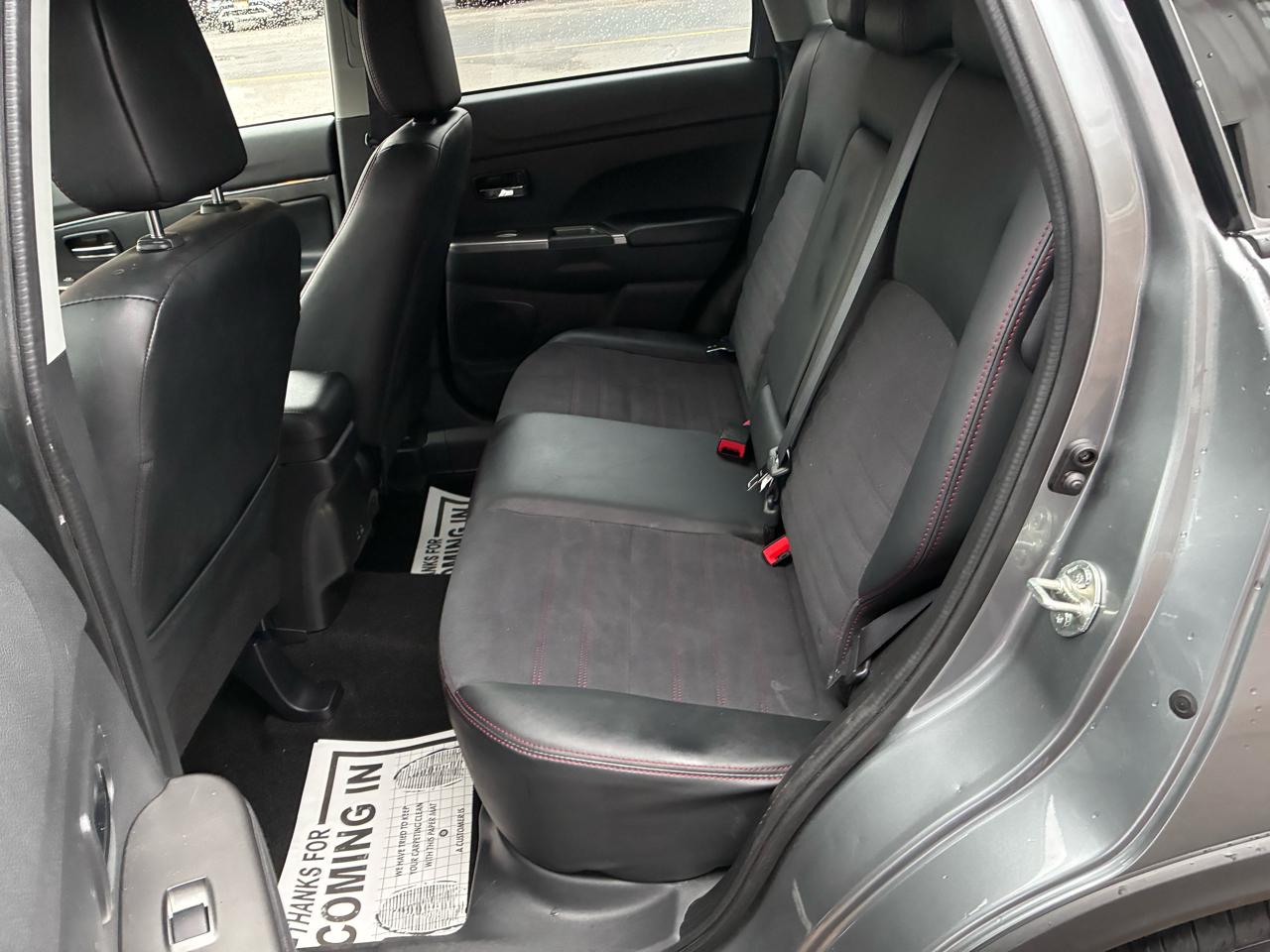 Mitsubishi Outlander Sport 2.0 ES 4WD 2024