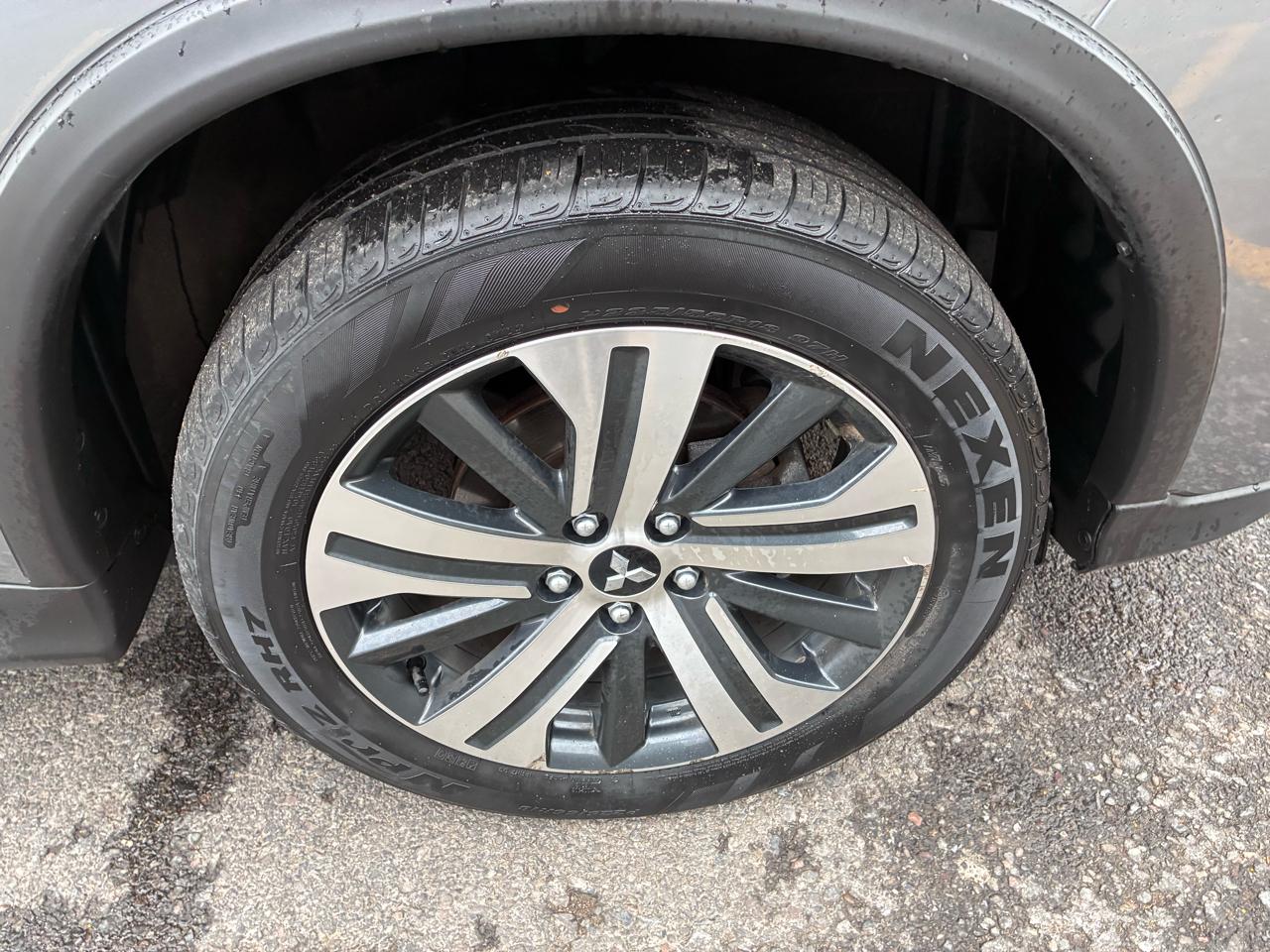 Mitsubishi Outlander Sport 2.0 ES 4WD 2024