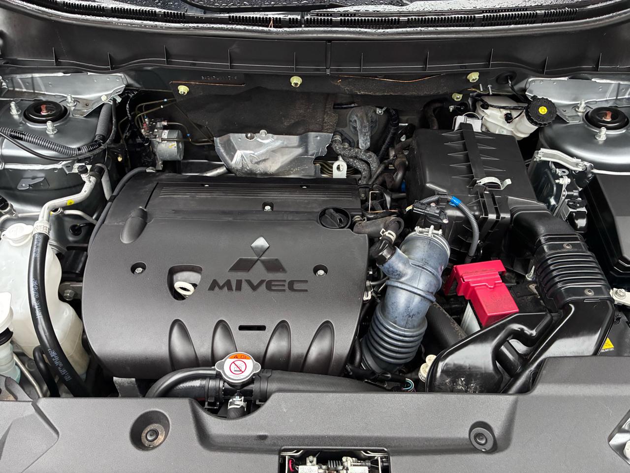 Mitsubishi Outlander Sport 2.0 ES 4WD 2024