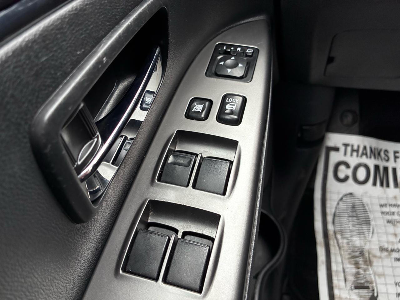 Mitsubishi Outlander Sport 2.0 ES 4WD 2024