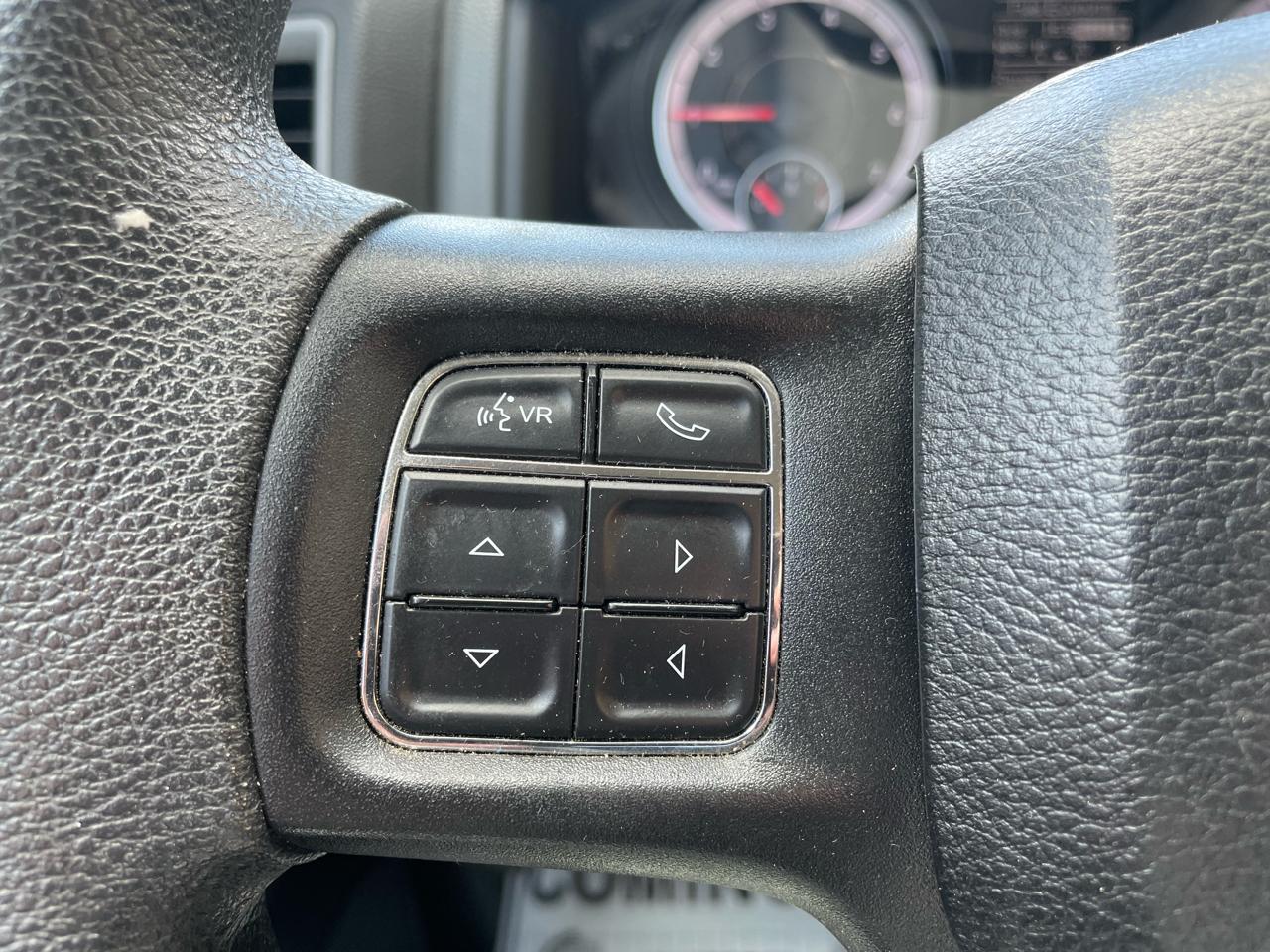 RAM 1500 Classic Tradesman Quad Cab 4WD 2019