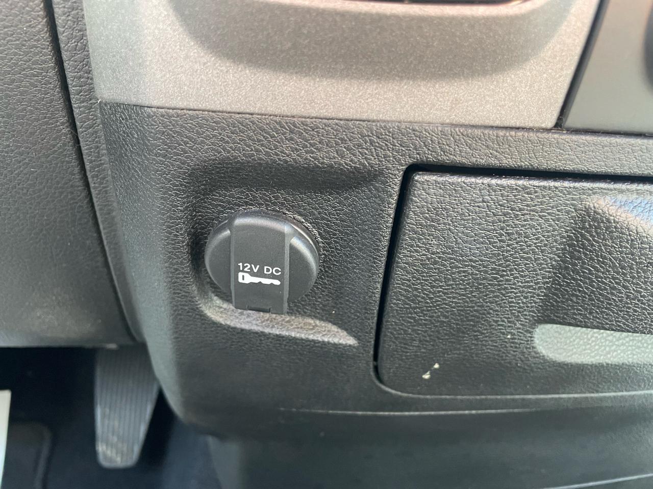 RAM 1500 Classic Tradesman Quad Cab 4WD 2019