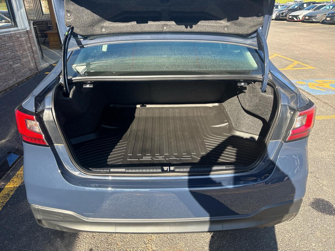 Subaru Legacy Premium 2023