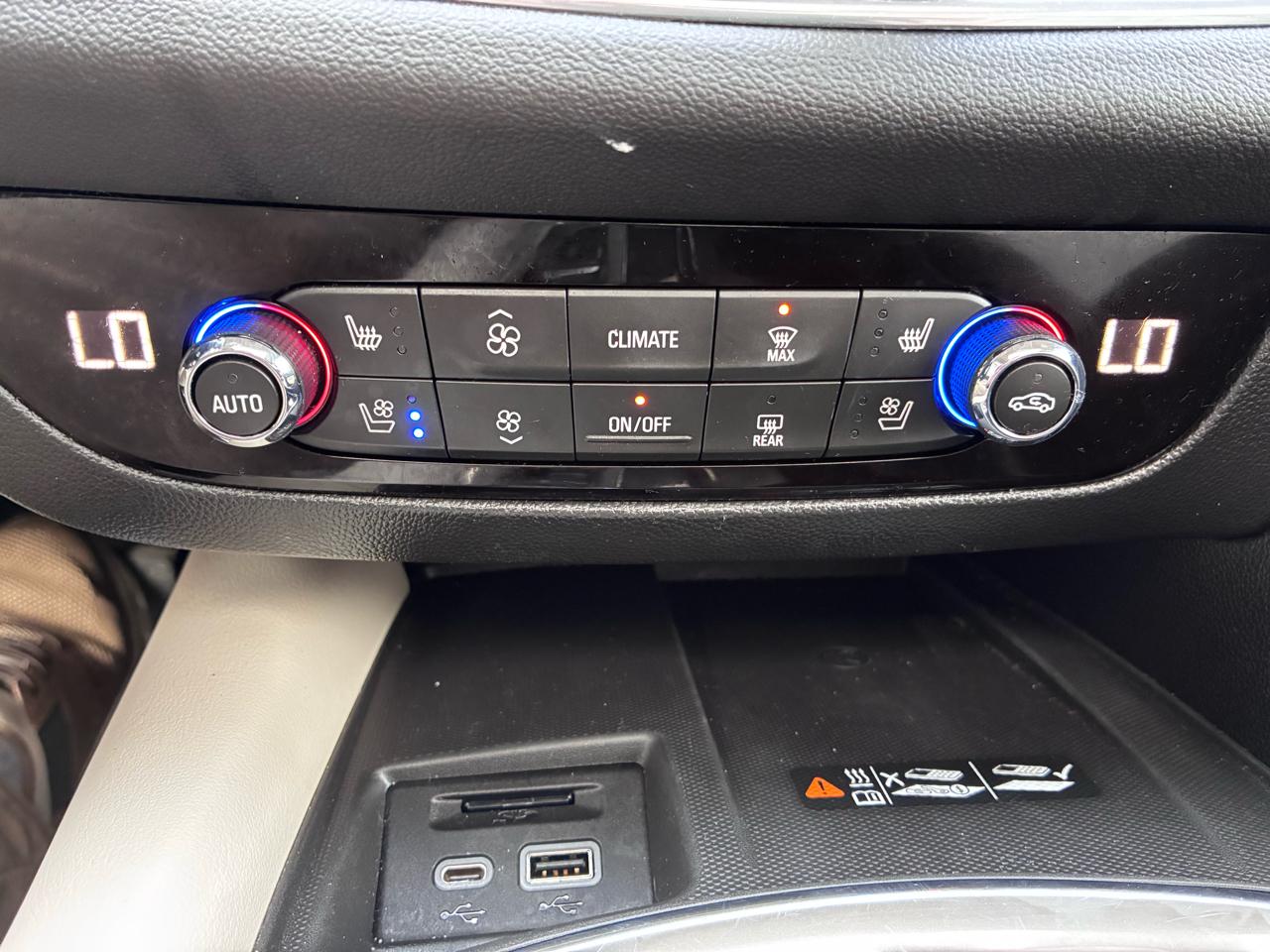 Buick Enclave Premium AWD 2022