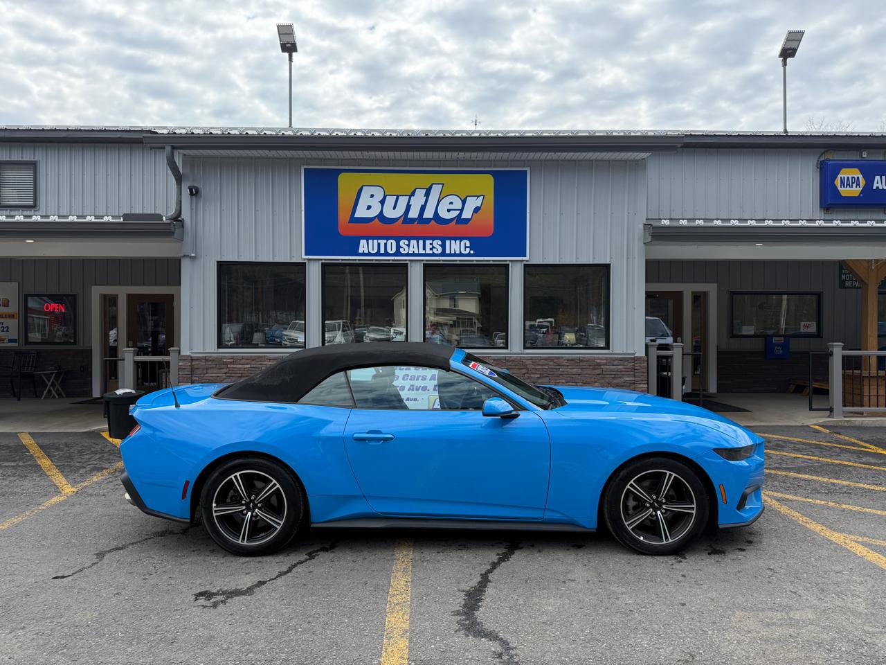 Ford Mustang EcoBoost Premium Convertible 2025