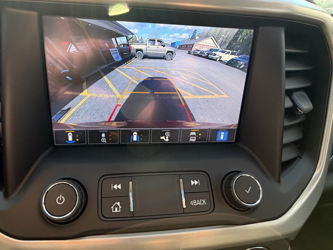 GMC Acadia Denali AWD 2021