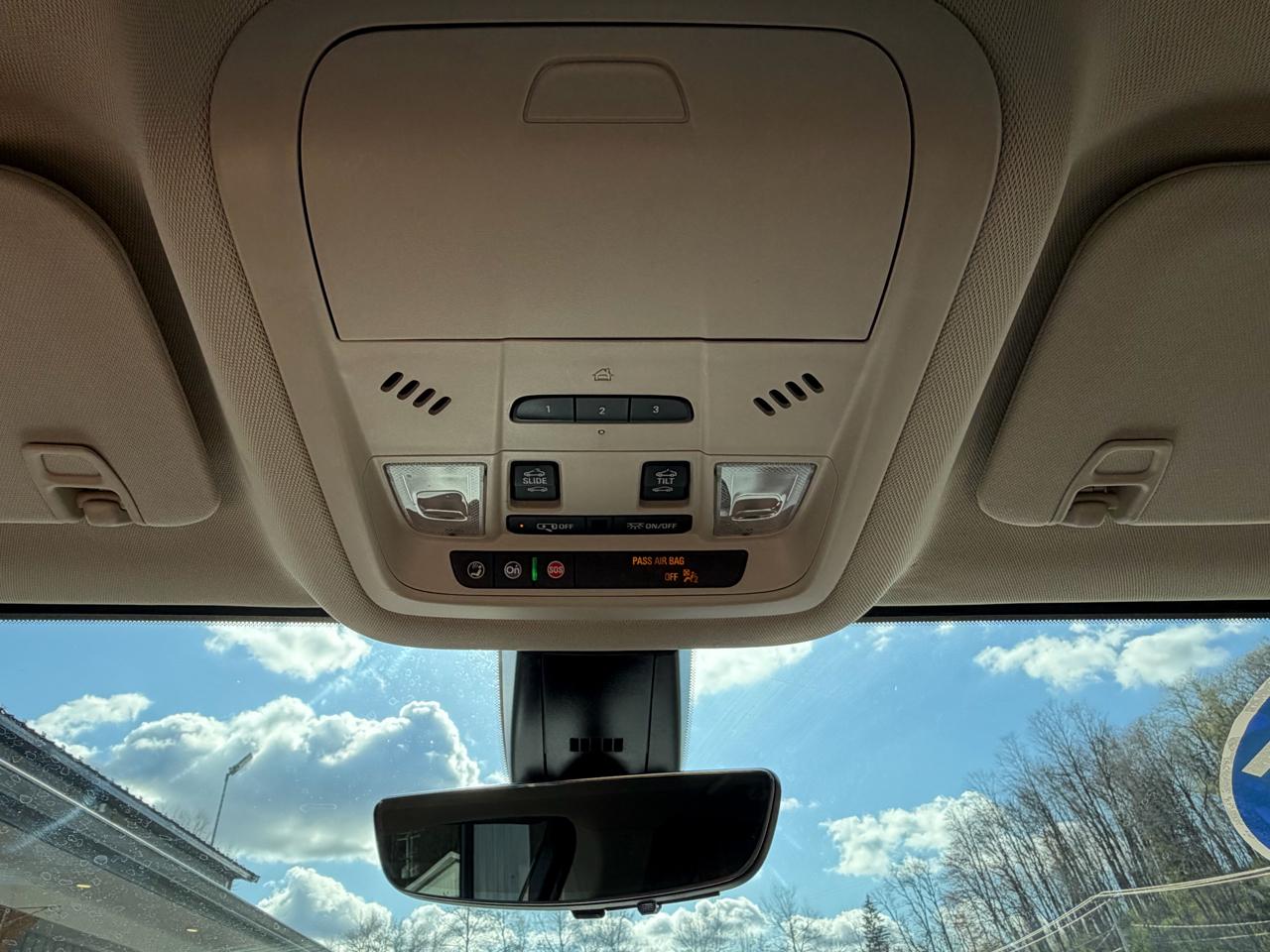 GMC Acadia Denali AWD 2021